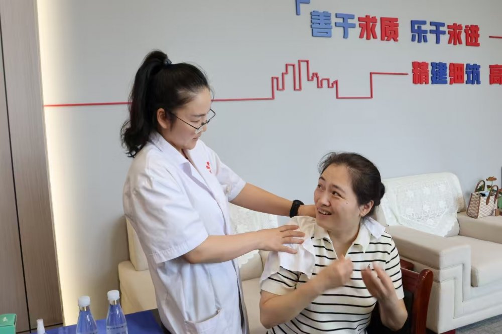 “守護(hù)健康 悅享關(guān)懷”關(guān)愛(ài)職工活動(dòng)走進(jìn)陜煤建設(shè)基層單位 “守護(hù)健康 悅享關(guān)懷”關(guān)愛(ài)職工活動(dòng)走進(jìn)陜煤建設(shè)基層單位